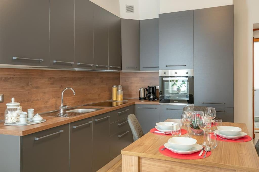 La Serena Large Apartment With Wifi, A/C, Private Parking Аккуазериа Экстерьер фото
